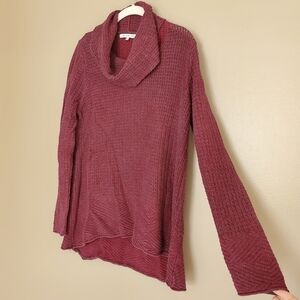 Eight Eight Eight sweater size M v neck‎ long sleeve high low 100% cotton knit